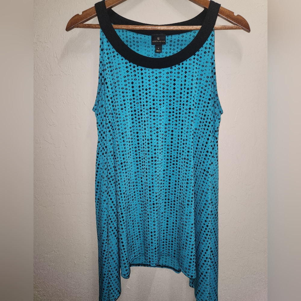 Womens sleeveless aline blouse